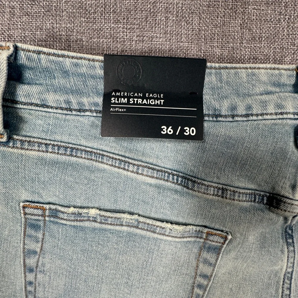 American Eagle AE Slim Straight Jeans Mens 36x30 Light Blue Airflex Stretch NEW